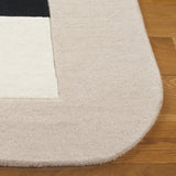 Safavieh Fifth Avenue 5'-0" x 8'-0" Rug in Beige / Blue