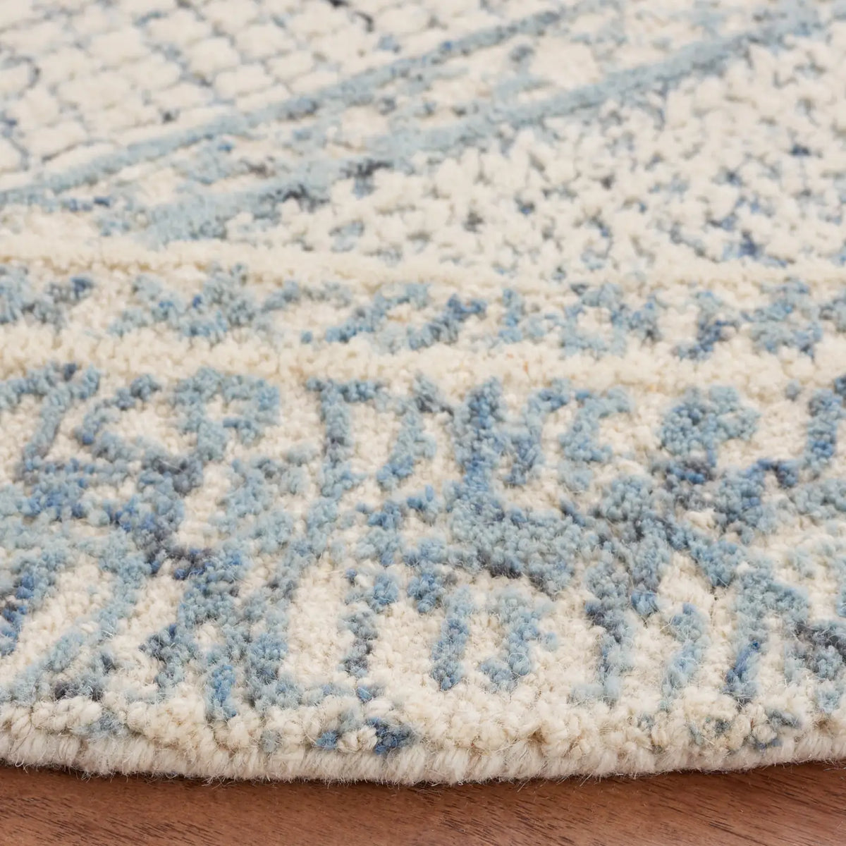 Safavieh Abstract 6'-0" x 6'-0" Rug in Ivory / Blue