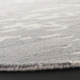 Safavieh Chatham 6'-0" x 6'-0" Rug in Grey / Ivory