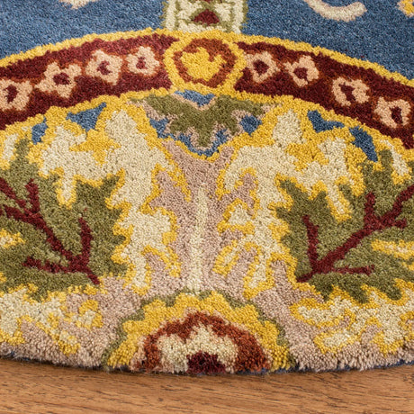 Safavieh Wyndham 7'-0" x 7'-0" Rug in Blue / Gold