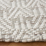 Safavieh Marbella 6'-0" x 6'-0" Rug in Ivory / Beige