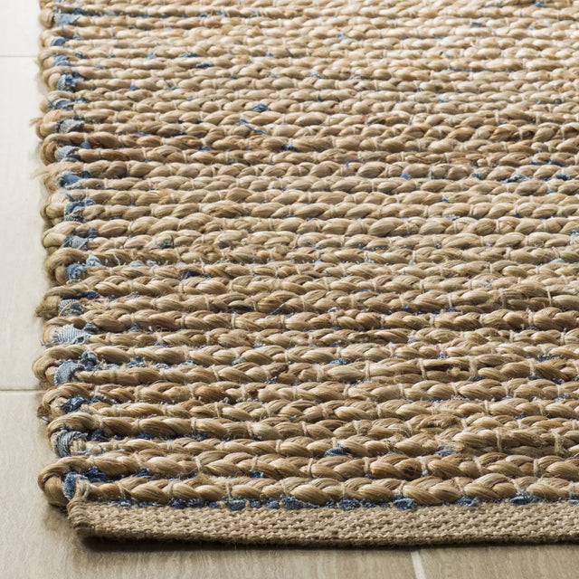 Safavieh Cape Cod 4'-0" x 6'-0" Rug in Natural / Blue