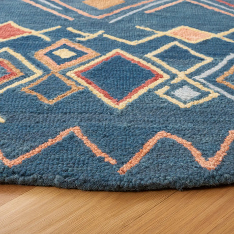 Safavieh Suzani 6'-0" x 6'-0" Rug in Dark Blue / Multi