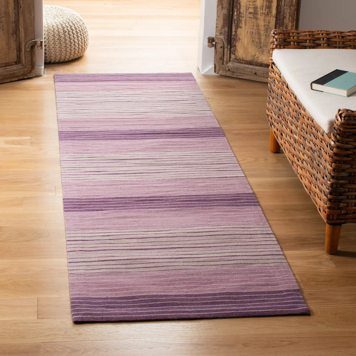 Safavieh Marbella 2'-3" x 8'-0" Rug in Lilac
