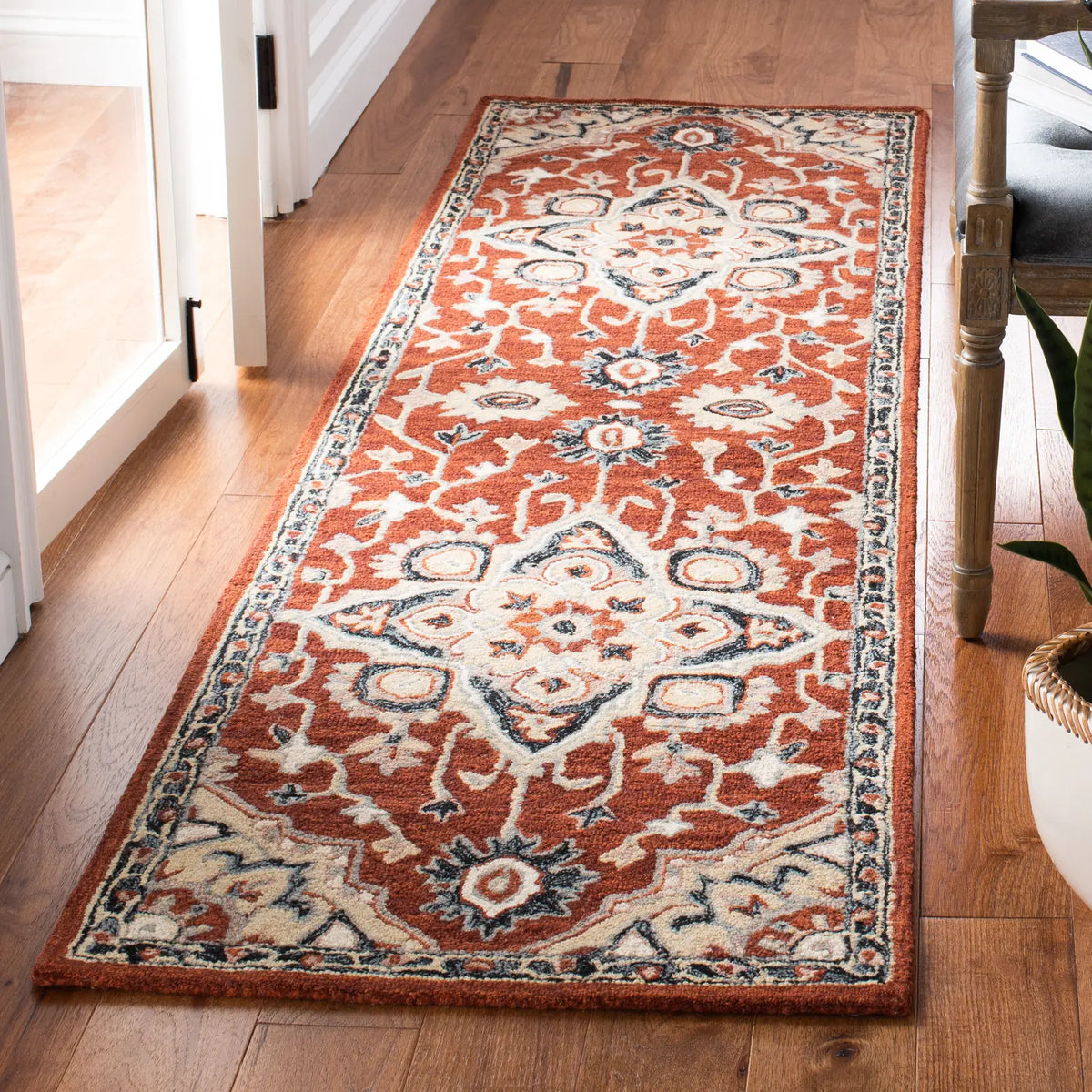 Safavieh Heritage 2'-3" x 8'-0" Rug in Red / Black
