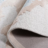 Safavieh Fifth Avenue 4'-0" x 6'-0" Rug in Grey / Beige