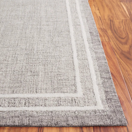 Safavieh Ebony 4'-0" x 6'-0" Rug in Grey / Ivory