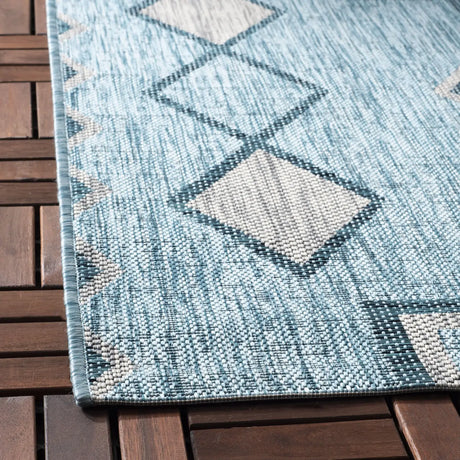 Safavieh Courtyard 4'-0" x 5'-7" Rug in Aqua / Grey