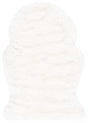 Safavieh Sheep Skin 2'-0" x 3'-0" Rug in Natural / White