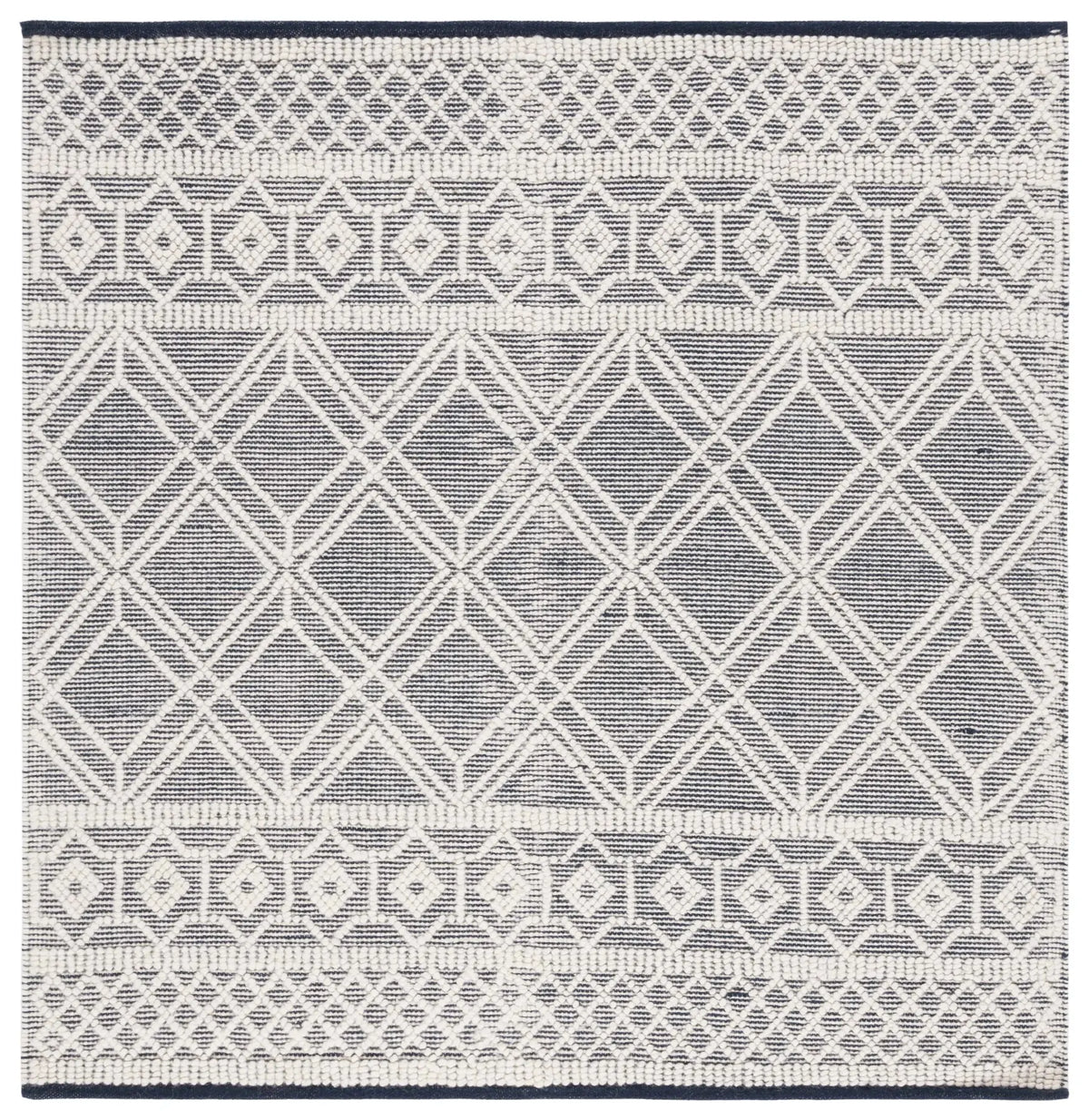 Safavieh Natura 6'-0" x 6'-0" Rug in Ivory / Navy
