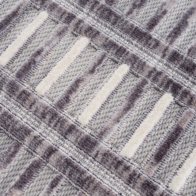 United Weavers Chelsea Yeager Smoke (2920-81477) Rug
