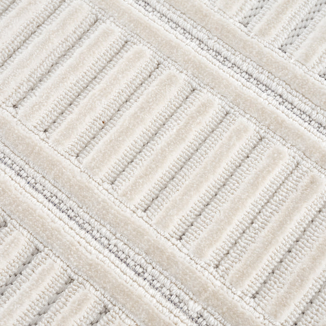 United Weavers Chelsea Yeager White (2920-81499) Rug