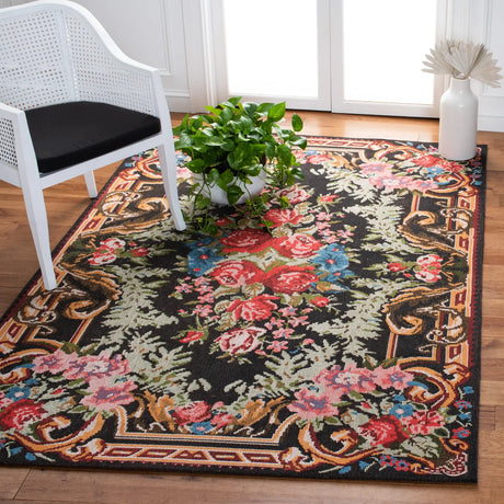 Safavieh Classic Vintage 5'-0" x 8'-0" Rug in Black / Multi