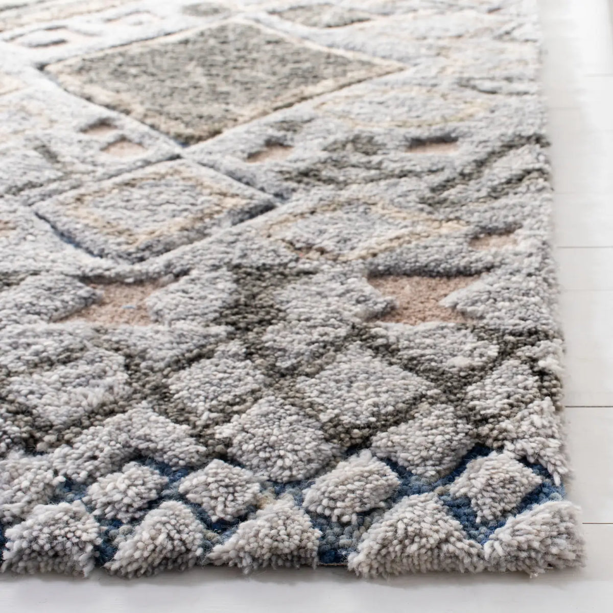 Safavieh Casablanca Shag 5'-0" x 8'-0" Rug in Grey / Olive