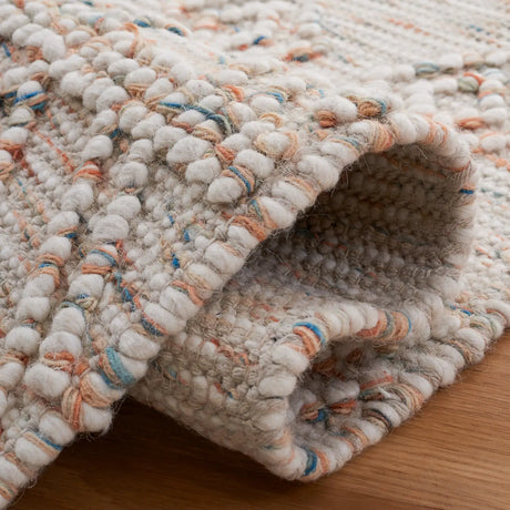 Safavieh Natura 4'-0" x 6'-0" Rug in Ivory / Blue