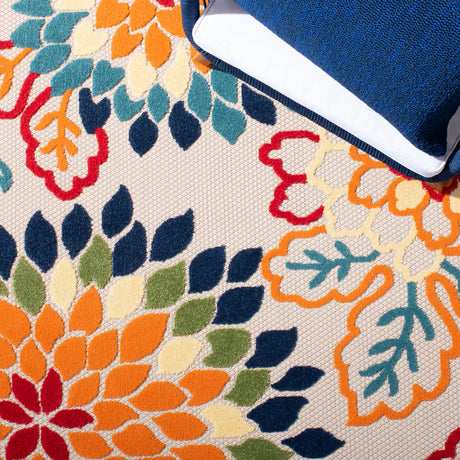 Safavieh Cabana 4'-5" x 6'-5" Rug in Ivory / Orange