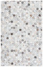 Safavieh Studio Leather 4'-0" x 6'-0" Rug in Ivory / Grey