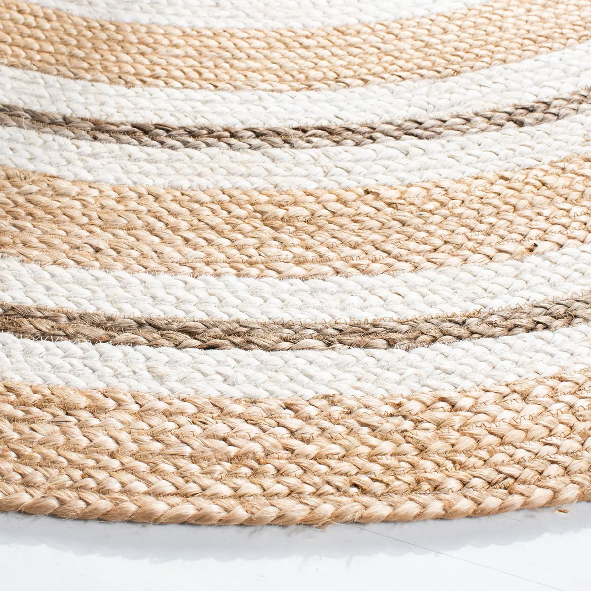 Safavieh Natural Fiber 6'-0" x 6'-0" Rug in Natural / Ivory
