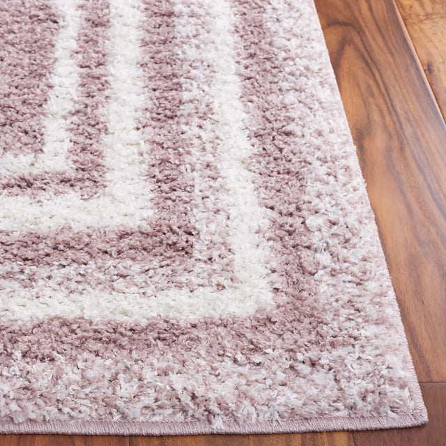 Safavieh Border & Stripe Shag 200 4'-5" x 6'-5" Rug in Pink / Ivory