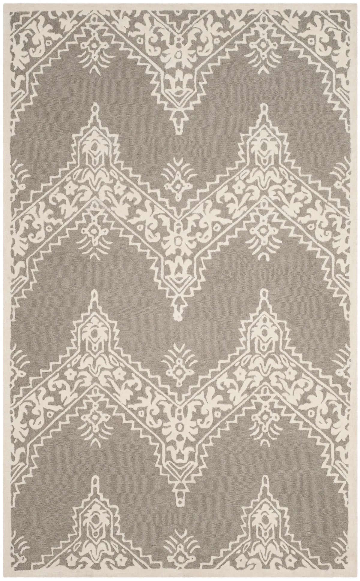 Safavieh Manchester 5'-0" x 8'-0" Rug in Grey / Ivory