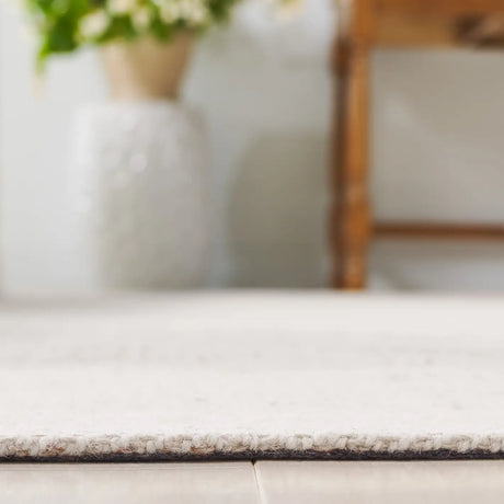 Safavieh Martha Stewart 8'-0" x 10'-0" Rug in Beige / Ivory