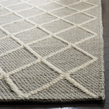 Safavieh Natura 4'-0" x 6'-0" Rug in Grey