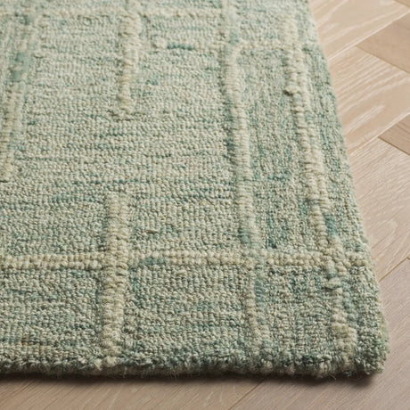 Safavieh Ebony 4'-0" x 6'-0" Rug in Green