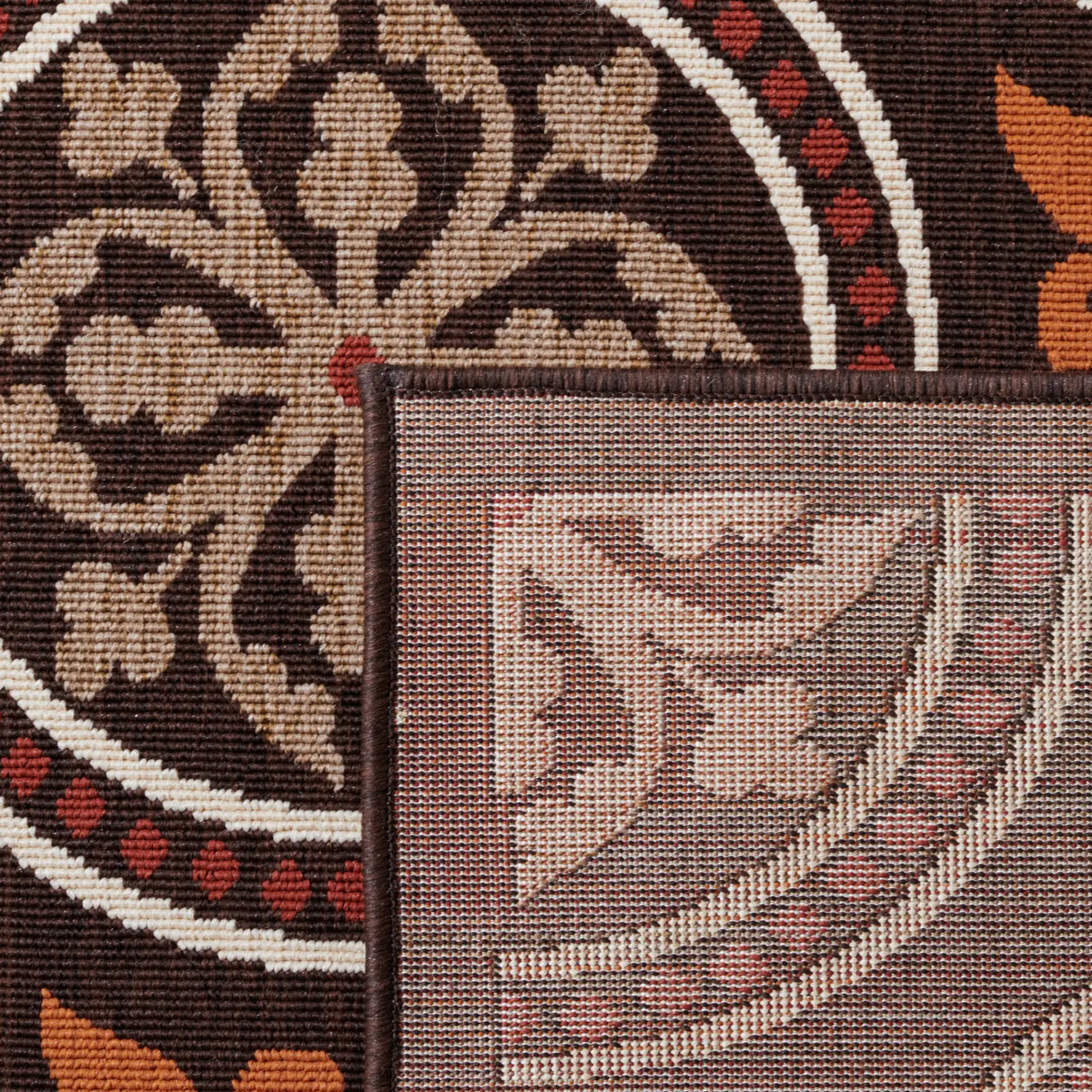 Safavieh Veranda 5'-3" x 7'-7" Rug in Chocolate / Terracotta