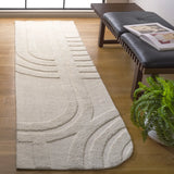 Safavieh Southampton 2'-3" x 8'-0" Rug in Ivory