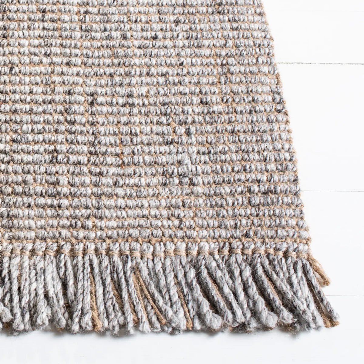 Safavieh Natural Fiber 4'-0" x 6'-0" Rug in Grey / Natural