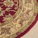 Safavieh Antiquity 4'-6" x 6'-6" Rug in Red / Gold