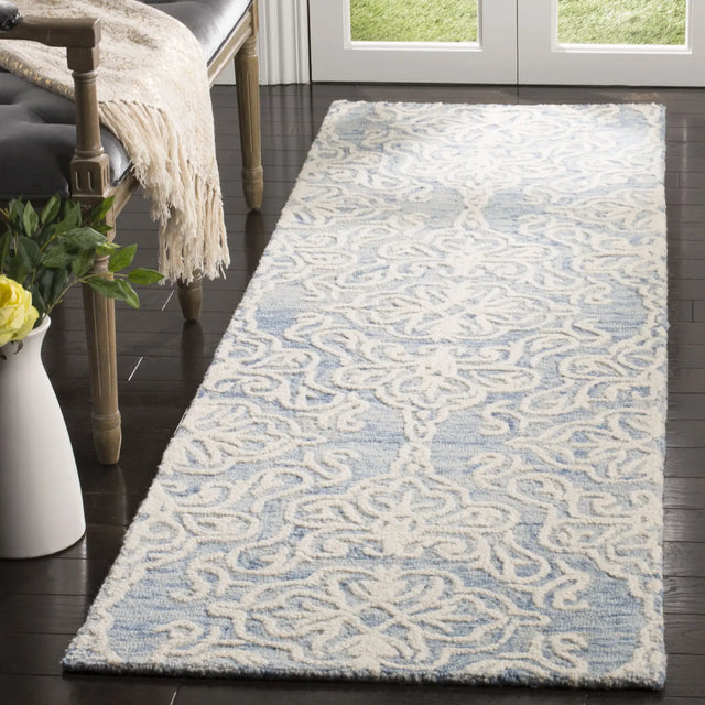 Safavieh Blossom 2'-3" x 10'-0" Rug in Blue / Ivory