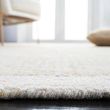 Safavieh Metro 4'-0" x 6'-0" Rug in Ivory / Grey