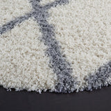 Safavieh Venus Shag 600 6'-7" x 6'-7" Rug in Ivory / Grey