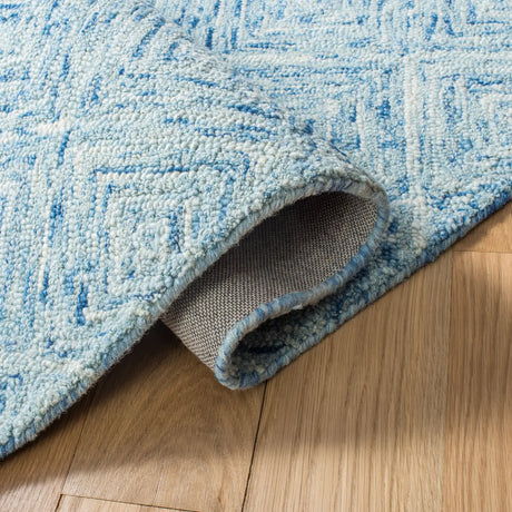 Safavieh Ikat 4'-0" x 6'-0" Rug in Blue