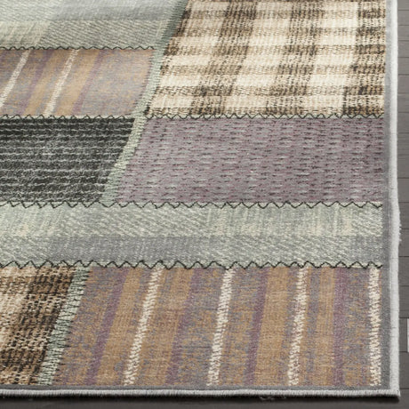 Safavieh Vintage 4'-0" x 5'-7" Rug in Light Blue