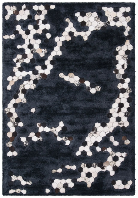 Safavieh Manhattan 4'-0" x 6'-0" Rug in Black