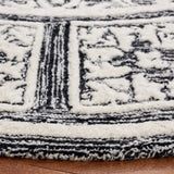 Safavieh Metro 6'-0" x 6'-0" Rug in Black / Ivory