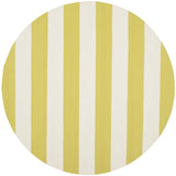 Safavieh Montauk 6'-0" x 6'-0" Rug in Green / Ivory