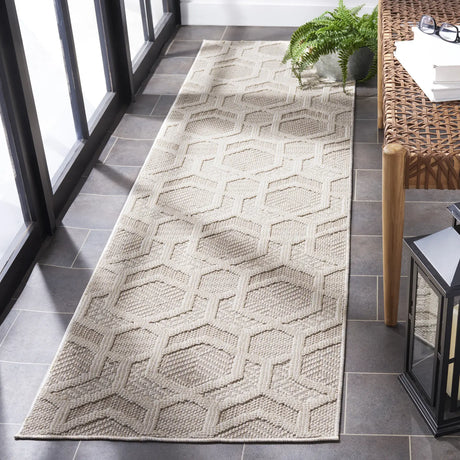 Safavieh Global 2'-2" x 8'-0" Rug in Beige / Ivory