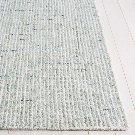 Safavieh Abstract 4'-0" x 6'-0" Rug in Sage / Ivory