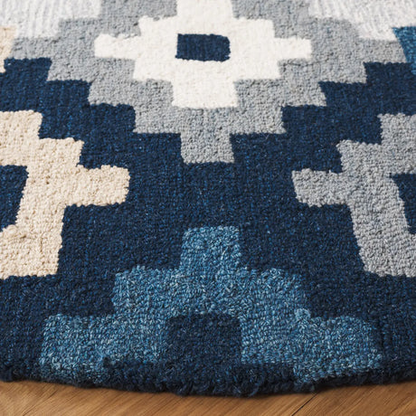 Safavieh Metro 6'-0" x 6'-0" Rug in Blue / Ivory