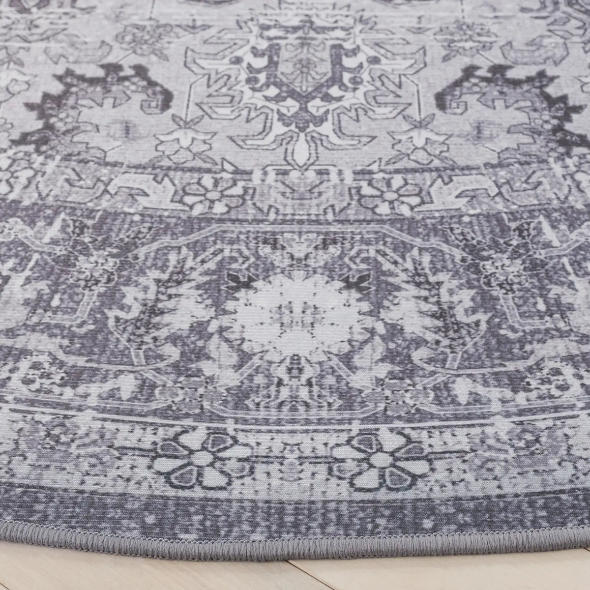Safavieh Tucson 6'-0" x 6'-0" Rug in Dark Grey / Grey
