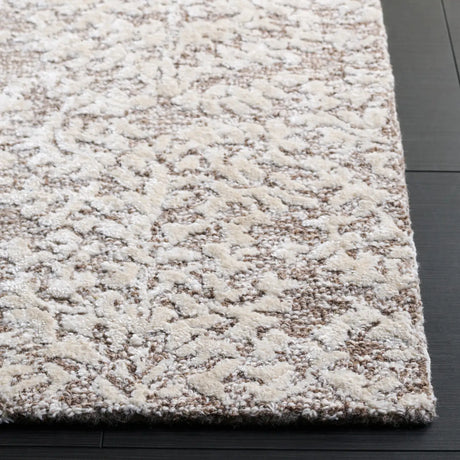 Safavieh Glamour 5'-0" x 8'-0" Rug in Grey / Ivory