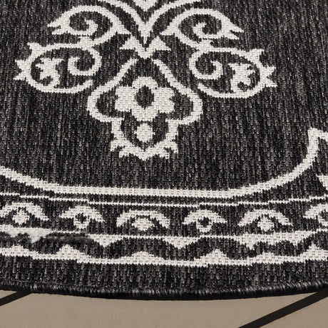 Safavieh Beach House 6'-7" x 6'-7" Rug in Charcoal / Ivory