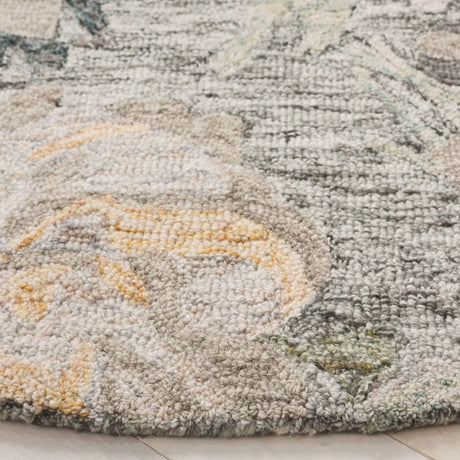 Safavieh Blossom 6'-0" x 6'-0" Rug in Green / Charcoal