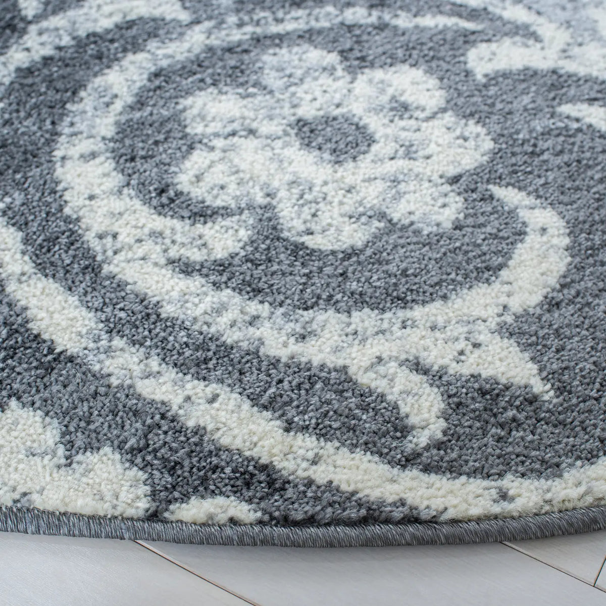 Safavieh Adirondack 6'-7" x 6'-7" Rug in Charcoal / Ivory