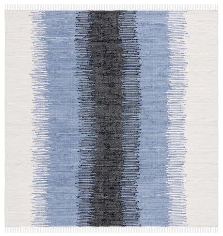 Safavieh Montauk 6'-0" x 6'-0" Rug in Grey / Black