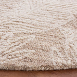 Safavieh Metro 6'-0" x 6'-0" Rug in Beige / Ivory