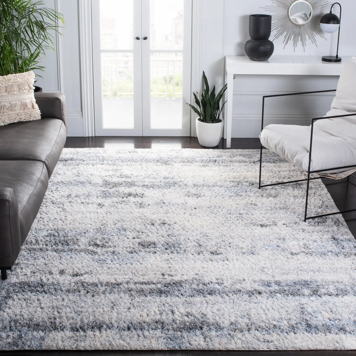 Safavieh Berber Shag 200 10'-0" x 14'-0" Rug in Ivory / Charcoal
